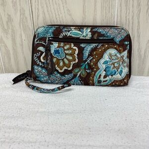 Vera Bradley Zip Around Wallet Wristlet Kensington Brown &Blue  Paisley
